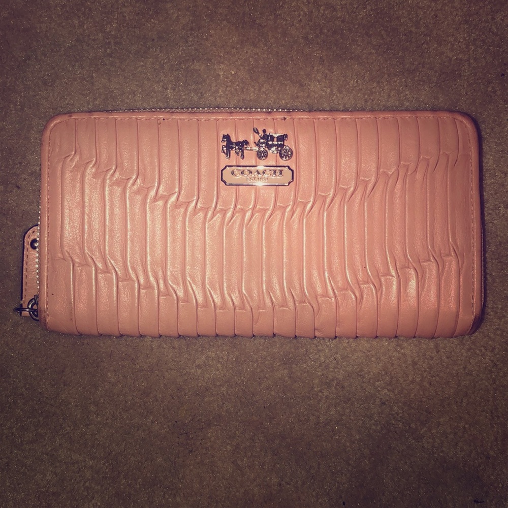 Coach wallet 💗